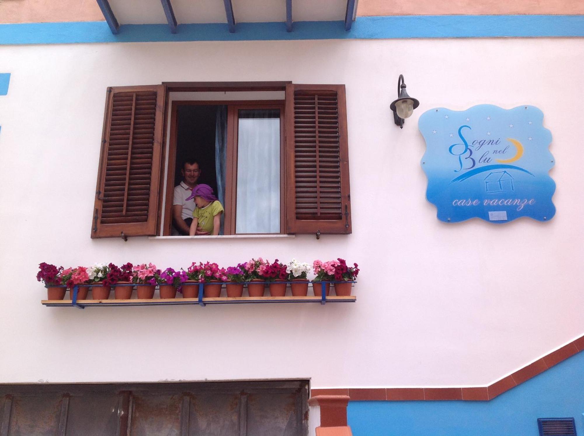 Sogni Nel Blu Aparthotel *