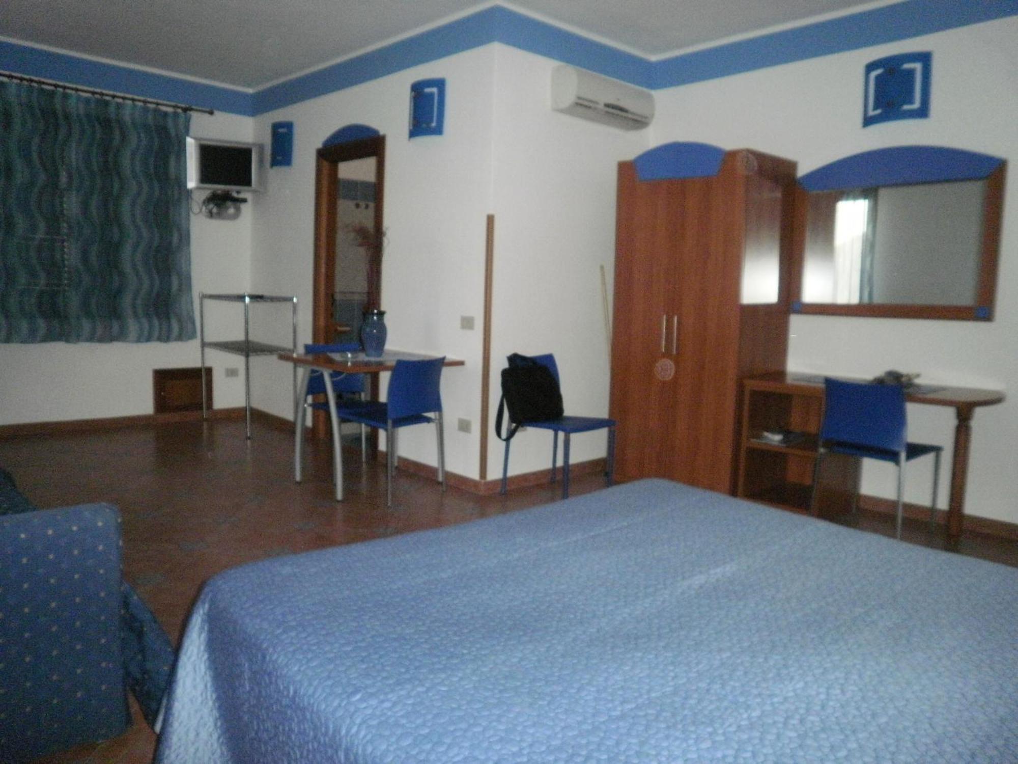 Aparthotel Sogni Nel Blu Isola di Ustica