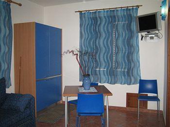 Sogni Nel Blu Aparthotel *