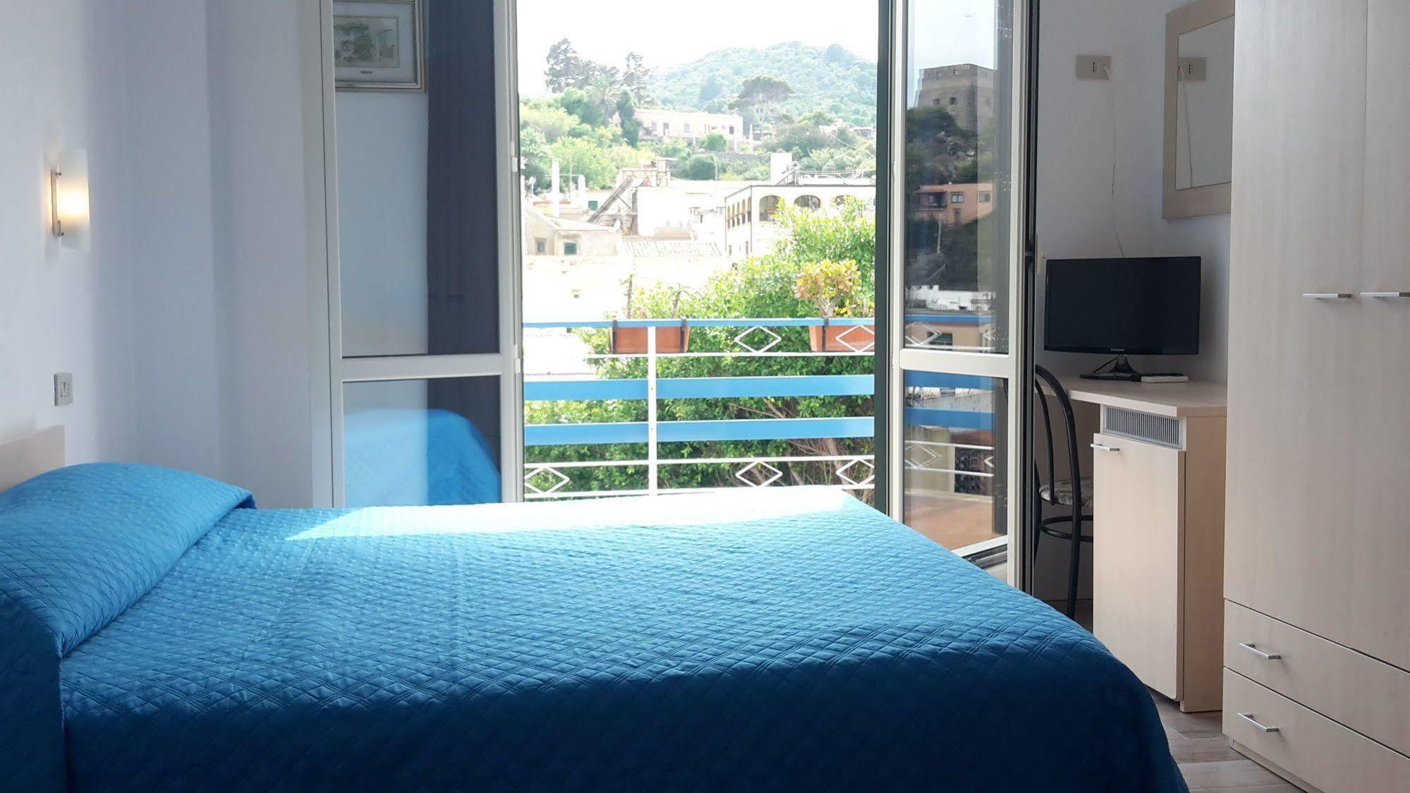 Aparthotel Sogni Nel Blu Isola di Ustica