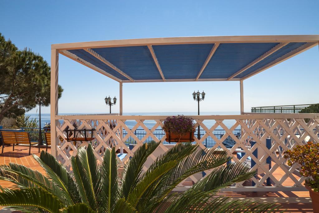 Aparthotel Sogni Nel Blu *