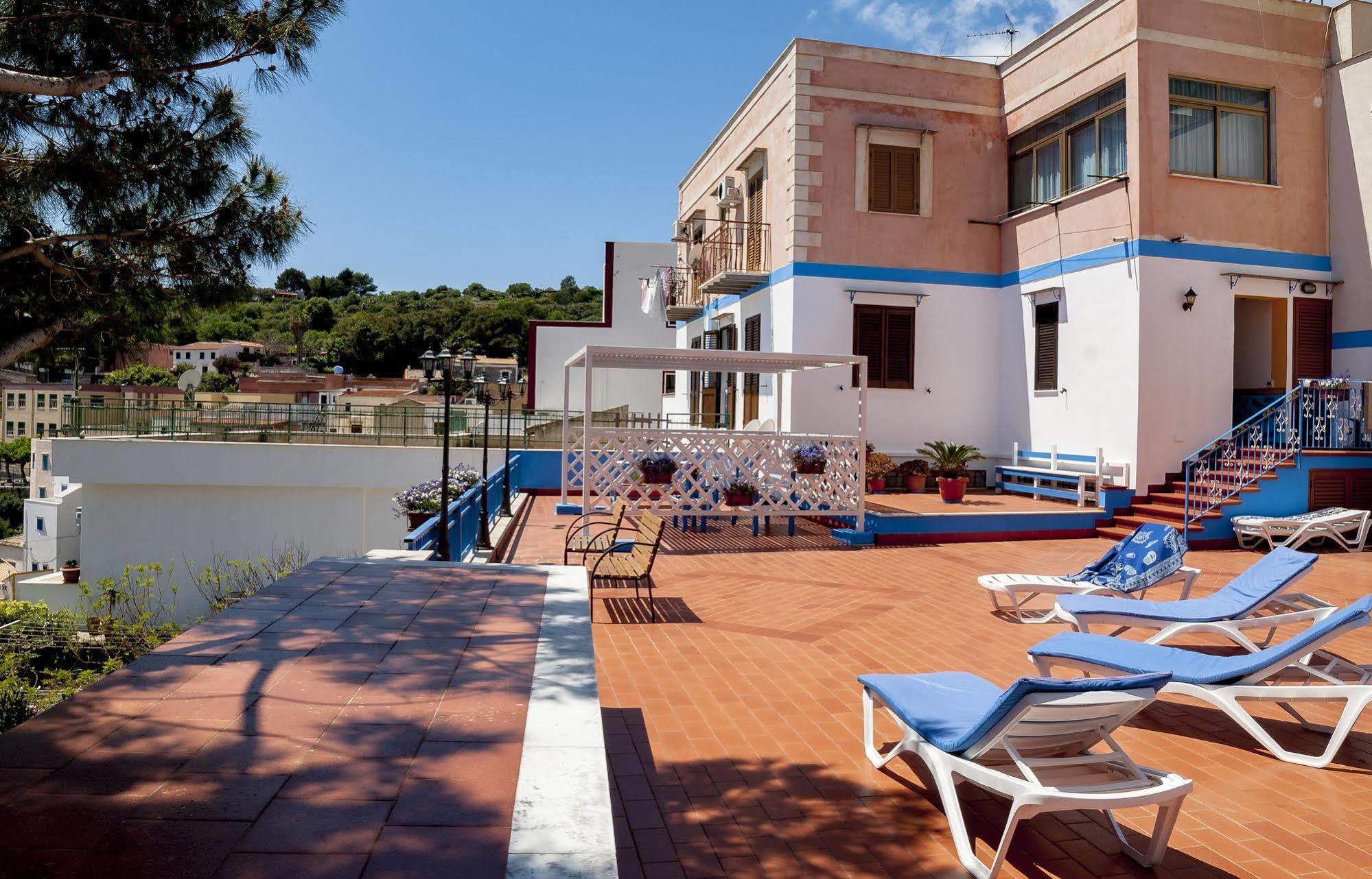 Aparthotel Sogni Nel Blu *